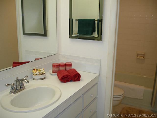 1860 Southwest Palm City Road, Unit 106 Stuart, FL 34994 - Photo 11 of 15 Master Bath/Spa.