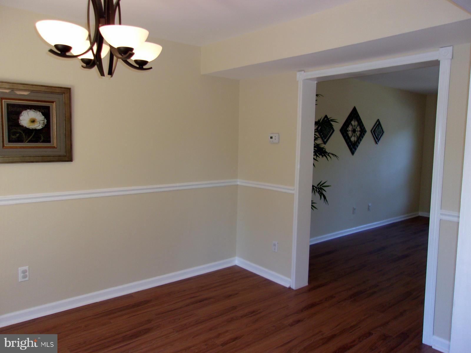 3515 Saluda Road Baltimore, MD 21236 - Photo 5 of 30 Dining Room