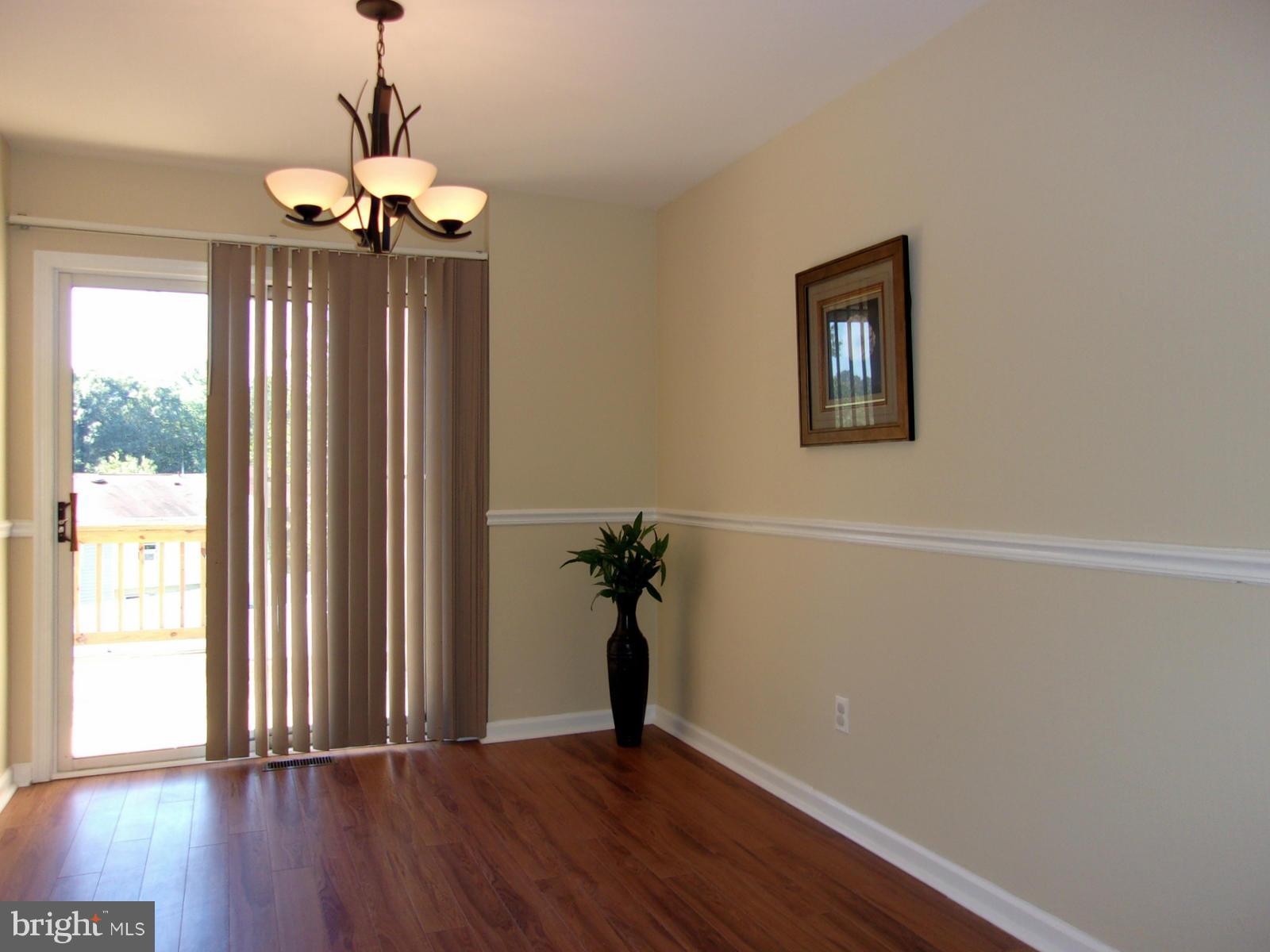 3515 Saluda Road Baltimore, MD 21236 - Photo 6 of 30 Dining Room