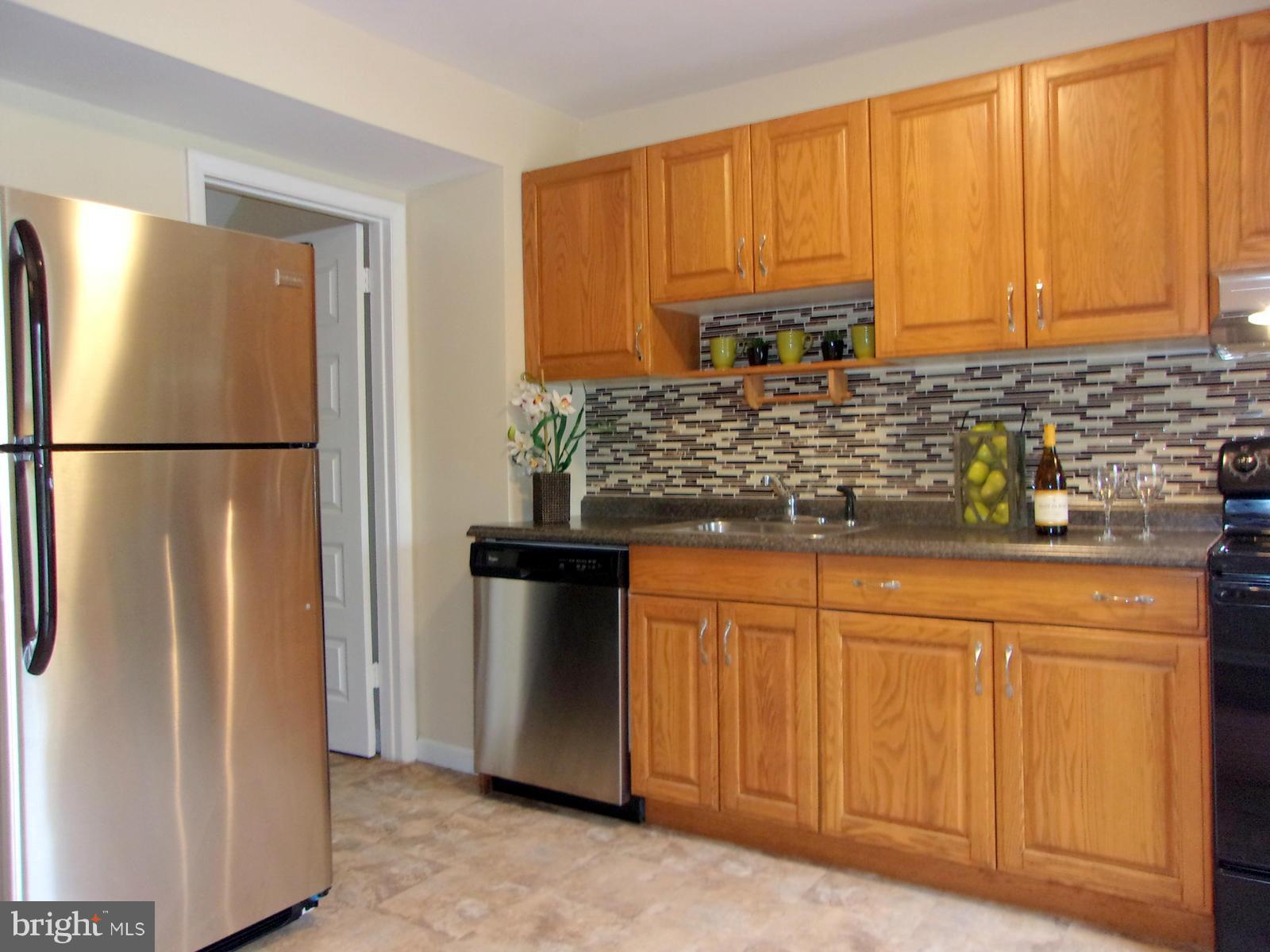 3515 Saluda Road Baltimore, MD 21236 - Photo 8 of 30 Kitchen