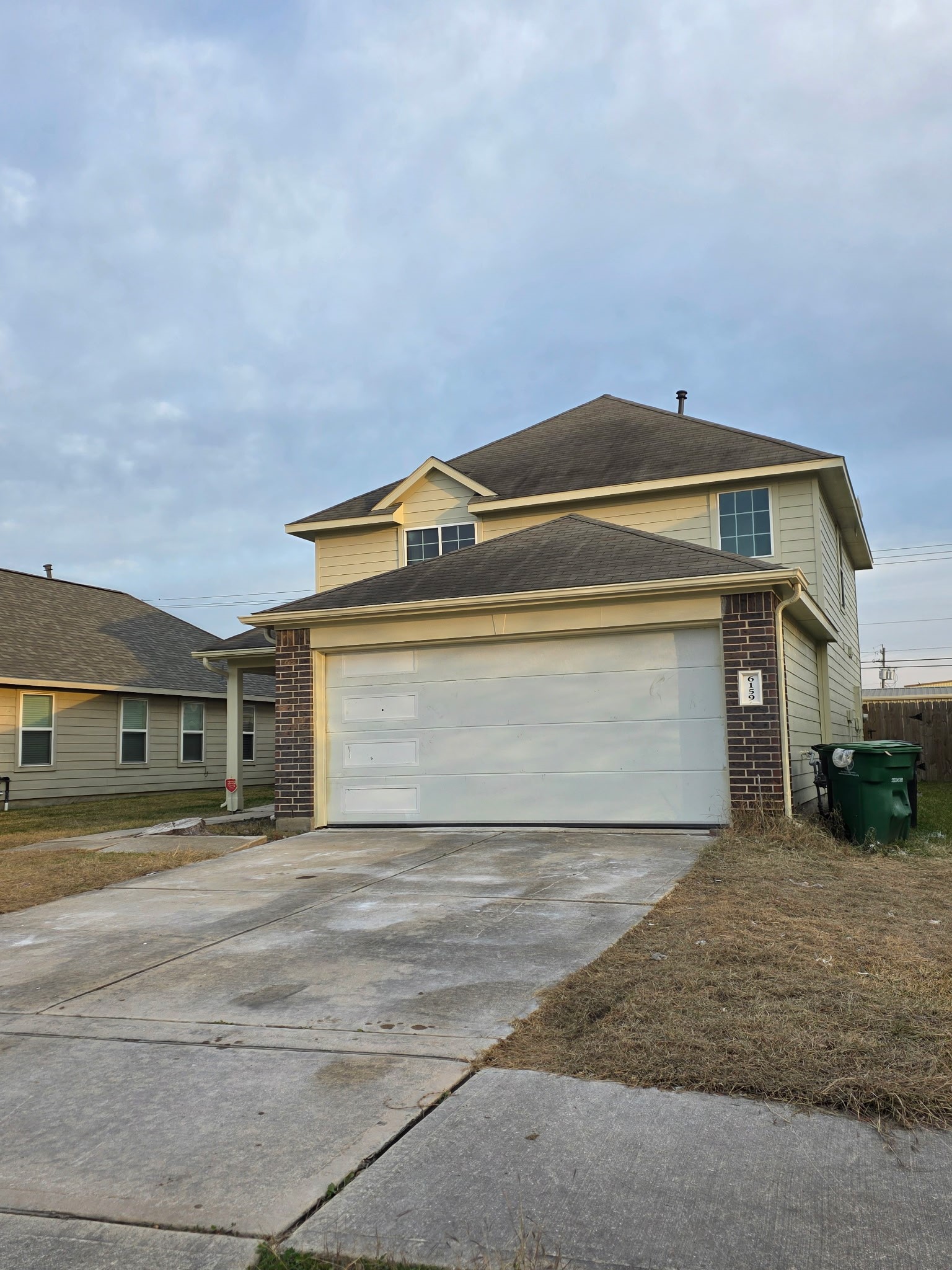 6159 El Granate Drive Houston, TX 77048 - Photo 3 of 13