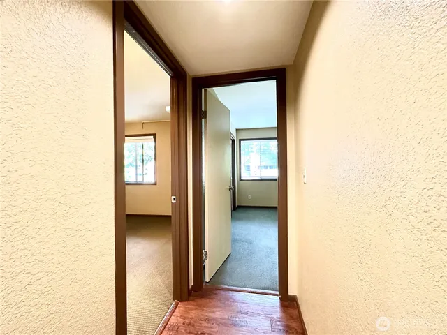 $2,600 | 11642 100th Avenue Northeast, Unit 305, Kirkland, WA 98034