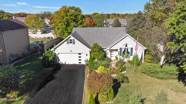 $383,500 | 16462 Ivy Lane, Plainfield, IL 60586