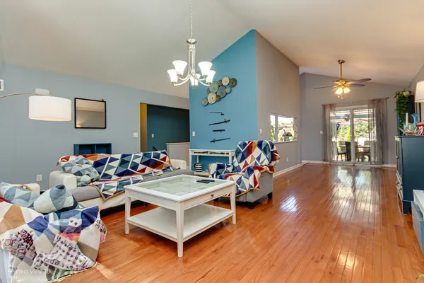 $383,500 | 16462 Ivy Lane, Plainfield, IL 60586