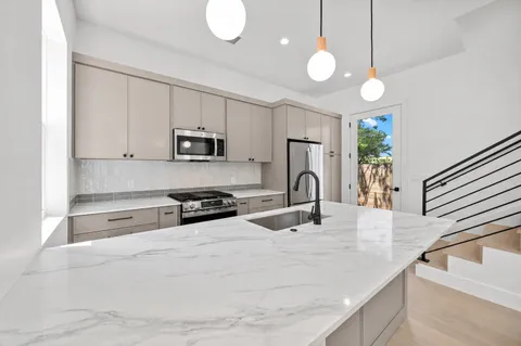 $340,000 | 6502 Porter Street, Unit 5, Austin, TX 78741