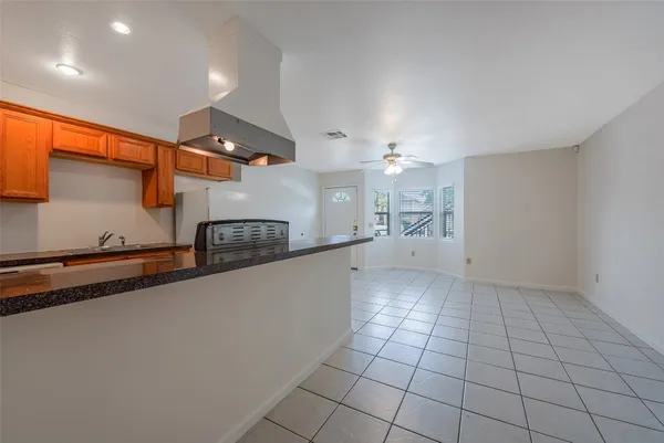 $900 | 3238 Alabama Street, Unit 4, Houston, TX 77004