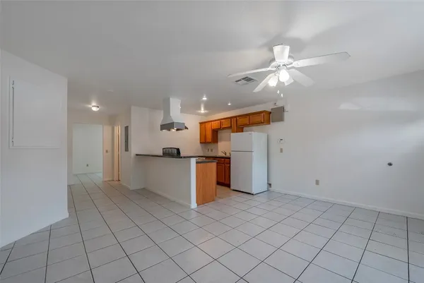 $900 | 3238 Alabama Street, Unit 4, Houston, TX 77004