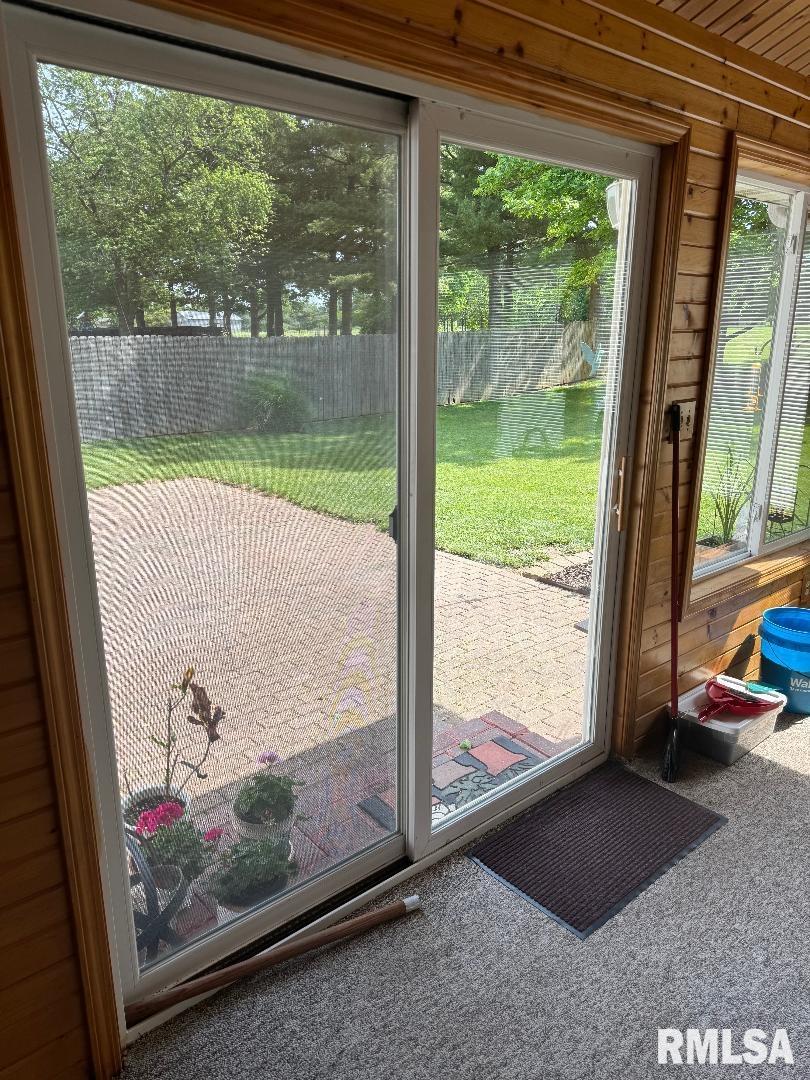 7726 North Radnor Road Peoria, IL 61614 - Photo 16 of 30 Gallery Image 16