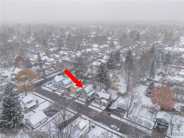 $229,000 | 560 Persons Street, East Aurora, NY 14052