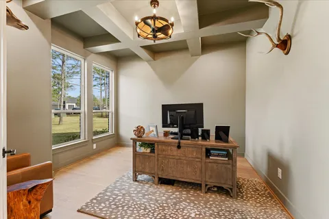 $1,329,000 | 7729 Dog Wood Acres Drive, Montgomery, TX 77316