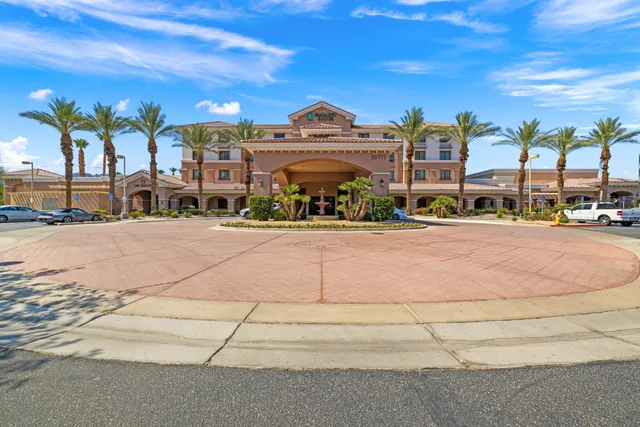 $325,950 | 50700 Santa Rosa Plaza, Unit 1, La Quinta, CA 92253