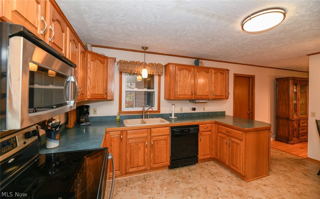 11871 Clinton Road Doylestown, OH 44230 - Photo 10 of 34
