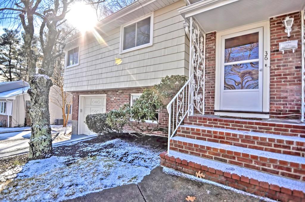 36 Chickering Road Dedham, MA 02026 - Photo 3 of 27 Gallery Image 3