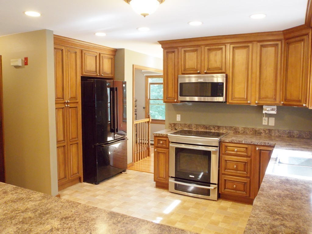 122 Town Farm Road Brookfield, MA 01506 - Photo 8 of 28
