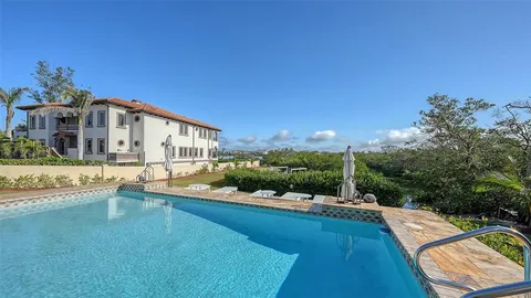 $2,595,000 | 3858 Casey Key Road, Nokomis, FL 34275