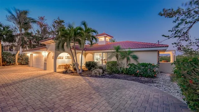 $2,595,000 | 3858 Casey Key Road, Nokomis, FL 34275