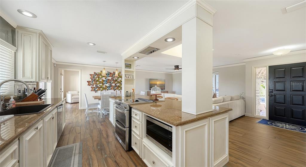 3858 Casey Key Road Nokomis, FL 34275 - Photo 21 of 57