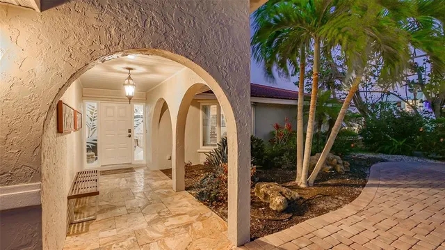 $2,595,000 | 3858 Casey Key Road, Nokomis, FL 34275