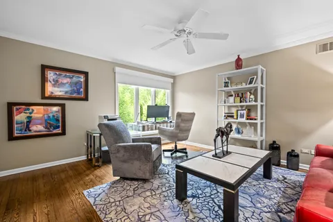 $1,695,000 | 150 North Suffolk Lane, Lake Forest, IL 60045