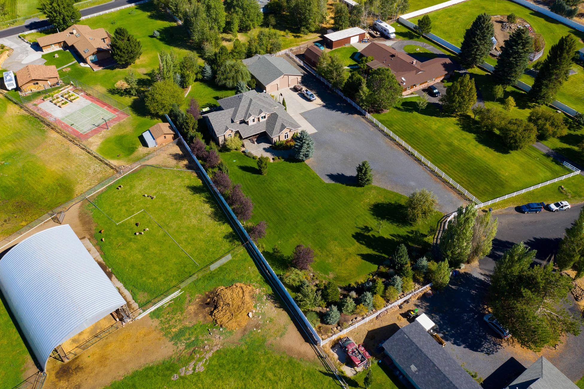 61899 Dobbin Court Bend, OR 97702 - Photo 2 of 26 02-Tebbs - 61899 Dobbin Ct aerial_0303 c