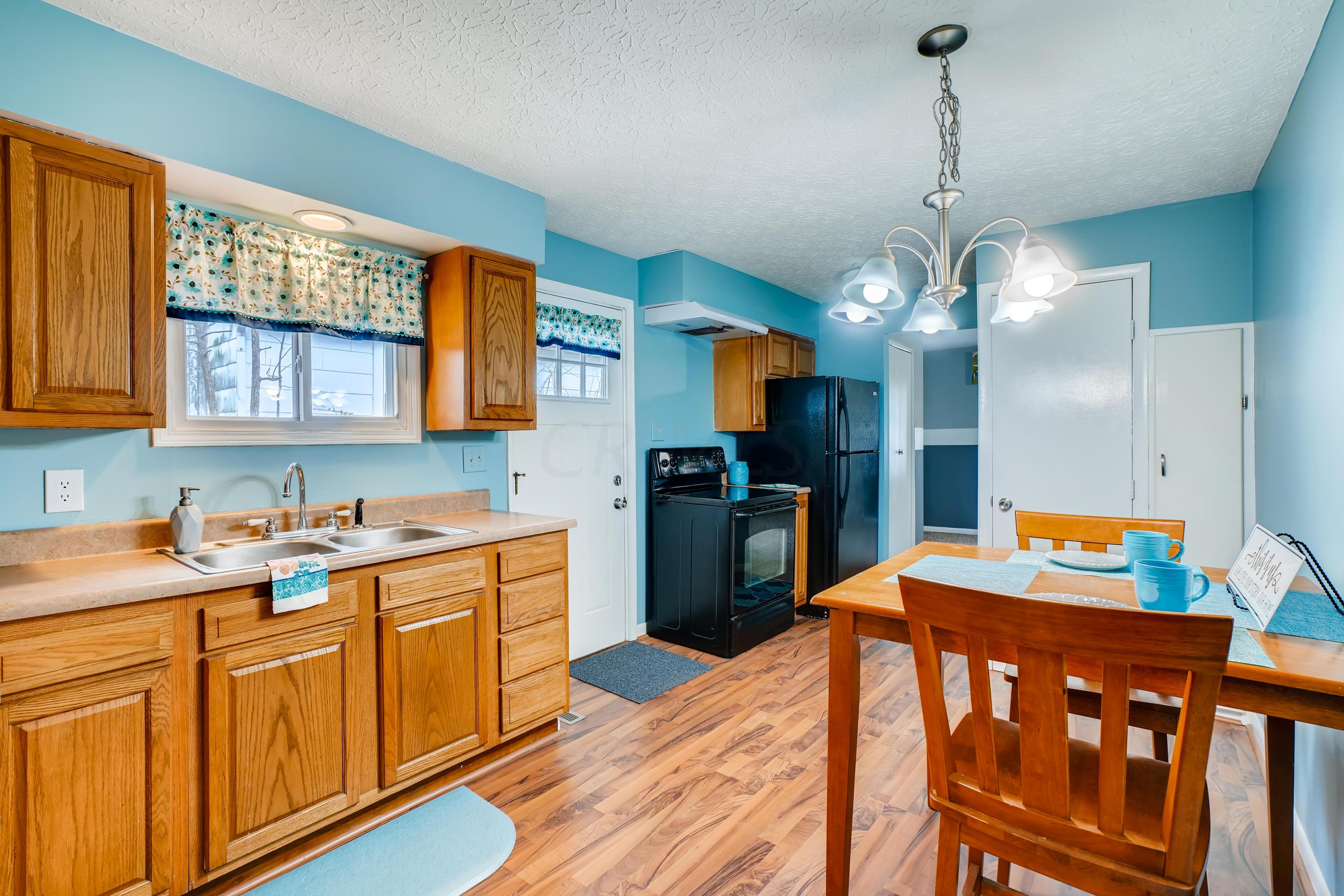 1936 Sale Road Columbus, OH 43224 - Photo 5 of 14 Gallery Image 5