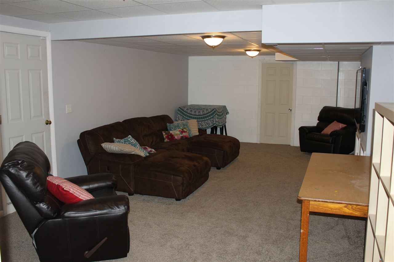 46 Cross Road Hooksett, NH 03106 - Photo 24 of 33