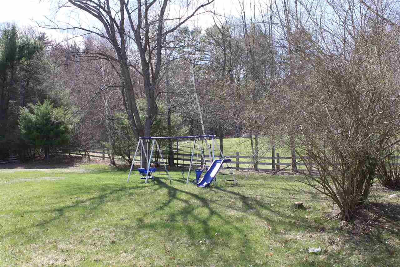 46 Cross Road Hooksett, NH 03106 - Photo 32 of 33