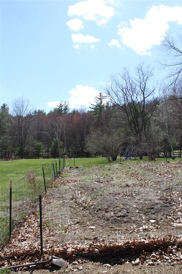 46 Cross Road Hooksett, NH 03106 - Photo 9 of 33