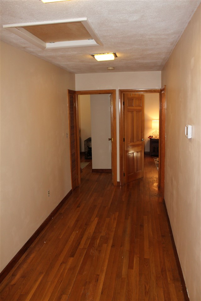 46 Cross Road Hooksett, NH 03106 - Photo 10 of 33