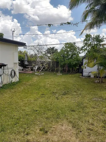 $1,150,000 | 9360 Southwest 37th Street, Miami, FL 33165