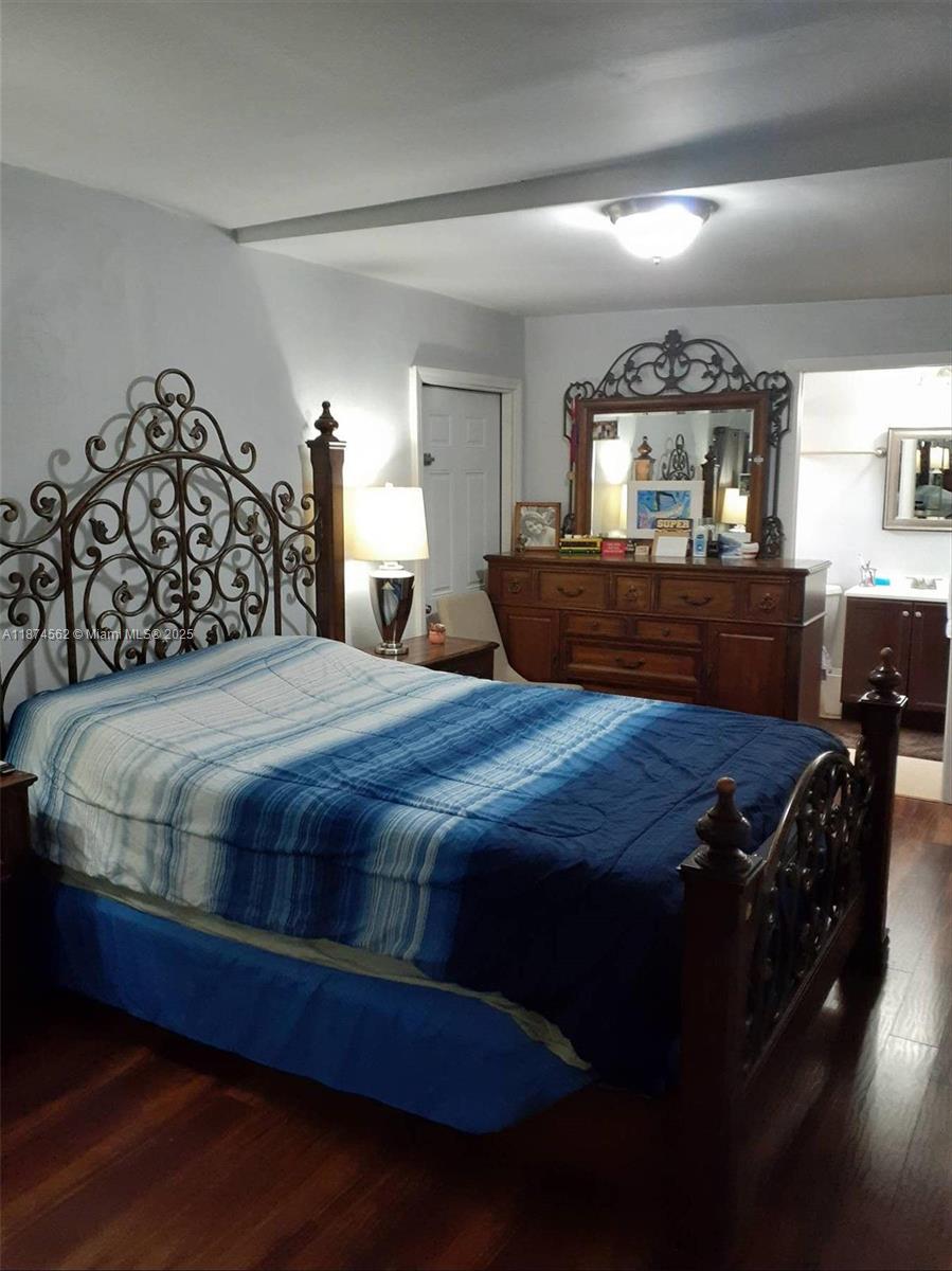 9360 Southwest 37th Street Miami, FL 33165 - Photo 7 of 21