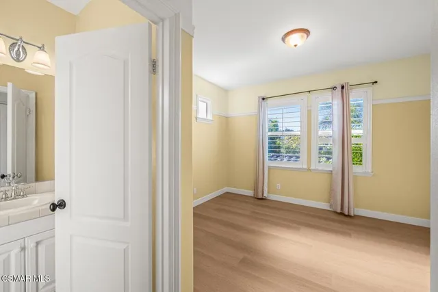 $8,000 | 4980 Via Santana, Newbury Park, CA 91320