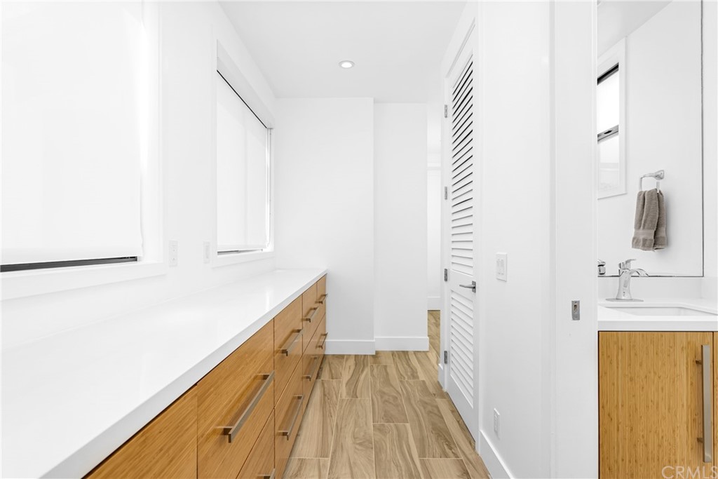 237 1st Street Huntington Beach, CA 92648 - Photo 27 of 68