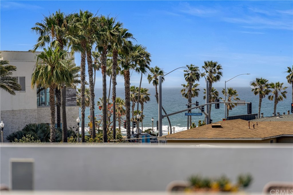 237 1st Street Huntington Beach, CA 92648 - Photo 38 of 68