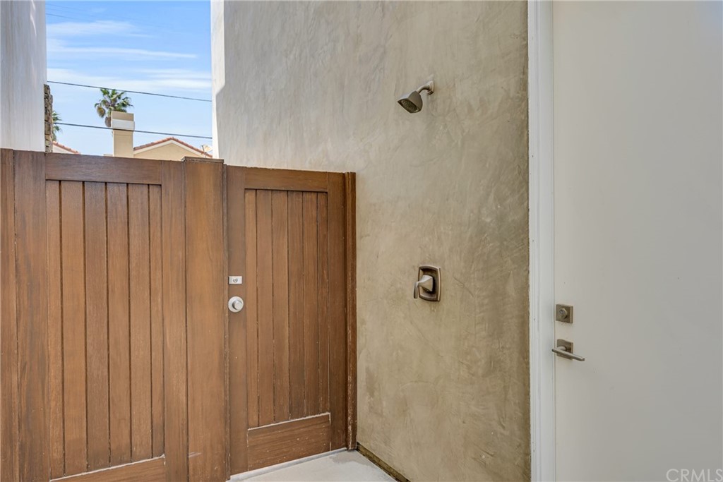 237 1st Street Huntington Beach, CA 92648 - Photo 50 of 68