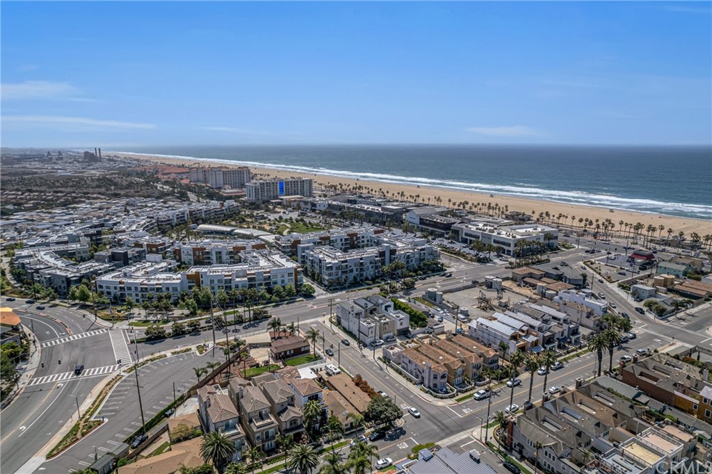 237 1st Street Huntington Beach, CA 92648 - Photo 64 of 68 an aerial view of a city