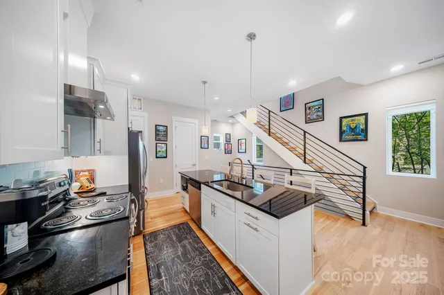 $584,850 | 1115 Greenleaf Avenue, Unit B, Charlotte, NC 28202