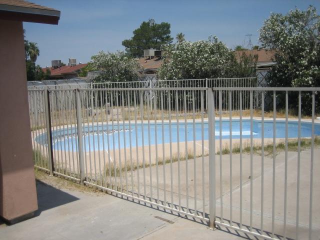 5932 West Berkeley Road Phoenix, AZ 85035 - Photo 4 of 4 Fenced Pool