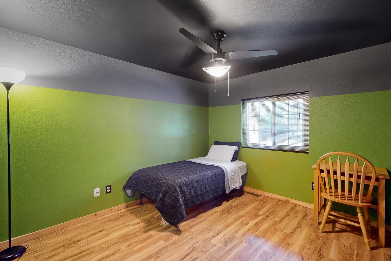 10146 Frenchtown Dobbins Road Dobbins, CA 95935 - Photo 17 of 38 a bedroom with a bed and a window