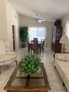 4563 Moonraker Road Palmdale, CA 93552 - Photo 7 of 32 IMG_5772