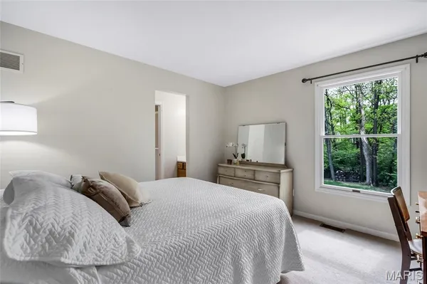 $739,900 | 4900 Karington Pl Court, St. Louis, MO 63129