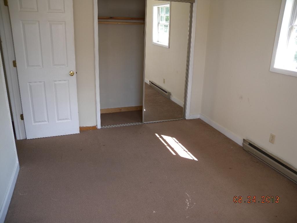 1151 Ruddell Road, Unit 1151 & 1153 Vinton, VA 24179 - Photo 25 of 26 073