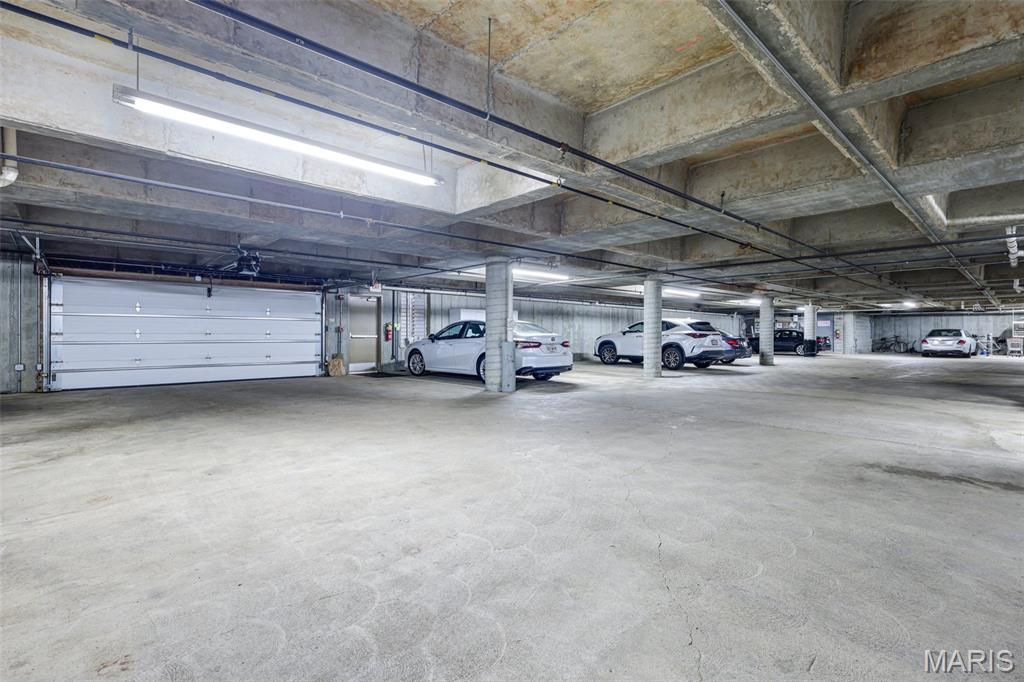 520 North And South Road, Unit 105 St. Louis, MO 63130 - Photo 27 of 31