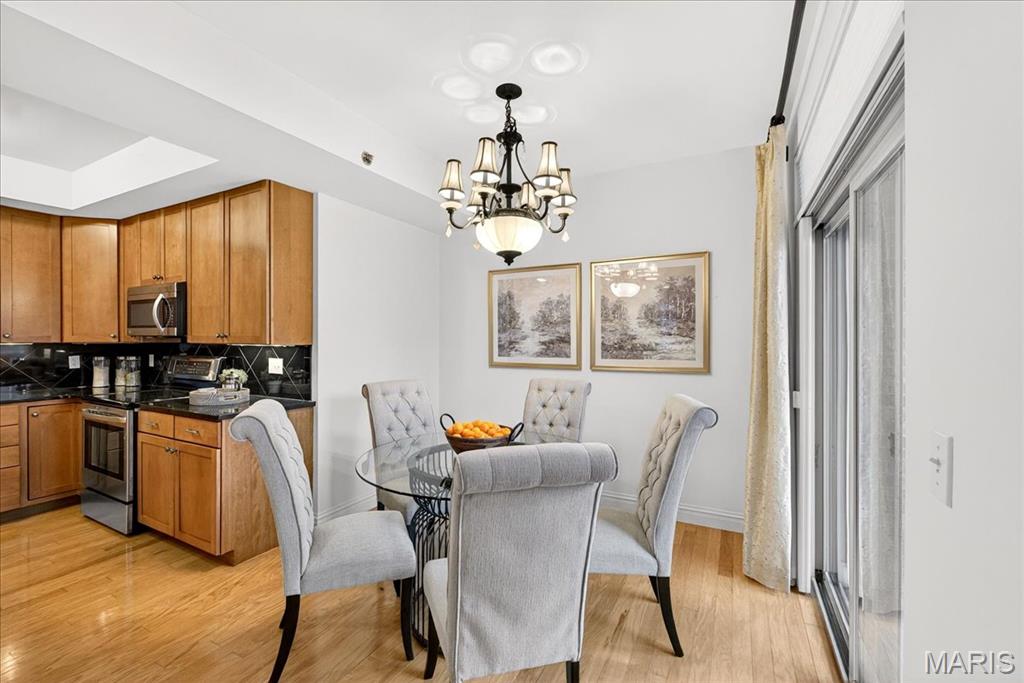 520 North And South Road, Unit 105 St. Louis, MO 63130 - Photo 8 of 31