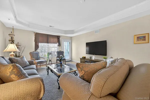 $550,000 | 28 North De Baun Avenue, Unit 304, Suffern, NY 10901