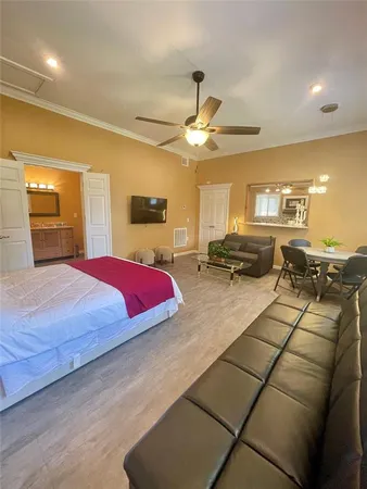 $1,600 | 10480 Parkview Circle, Frisco, TX 75033