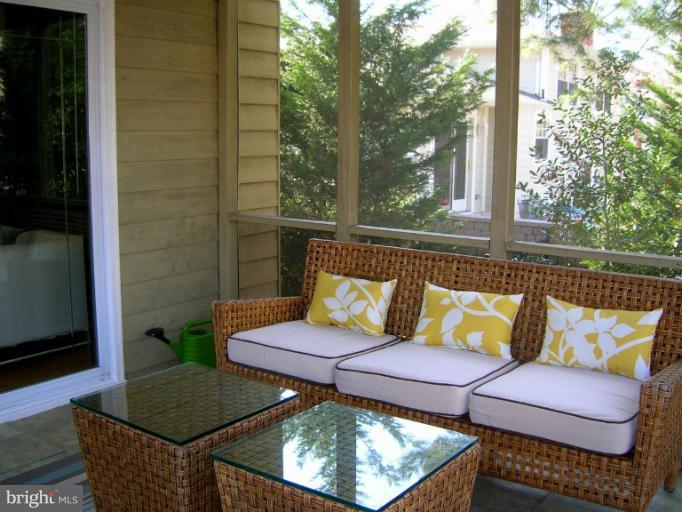 224 Cape St John Road Annapolis, MD 21401 - Photo 18 of 30 Screened Porch