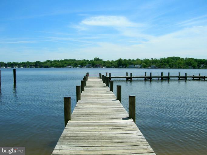 224 Cape St John Road Annapolis, MD 21401 - Photo 19 of 30 Community has Pier / Boat Ramp / Beach Area
