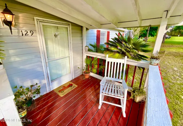 $259,900 | 129 Crystal Lake Drive, Melrose, FL 32666