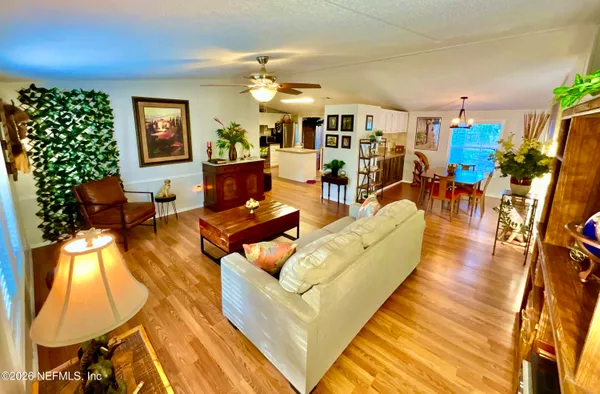 $259,900 | 129 Crystal Lake Drive, Melrose, FL 32666
